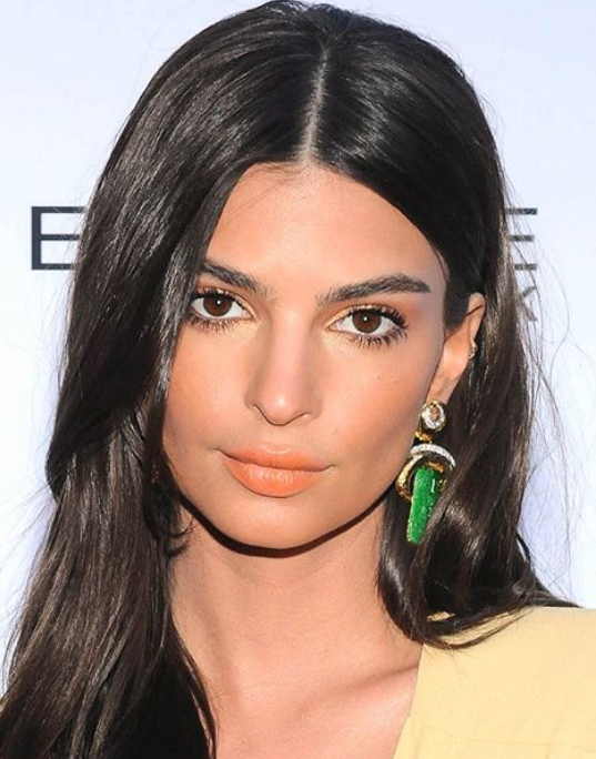 Who made Emily Ratajkowski’s body glitter, eye shadow, orange lipstick ...